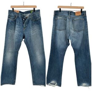 Vintage GAP Jeans Regular Fit Straight Leg Button Fly Distressed 100% Cotton 34"